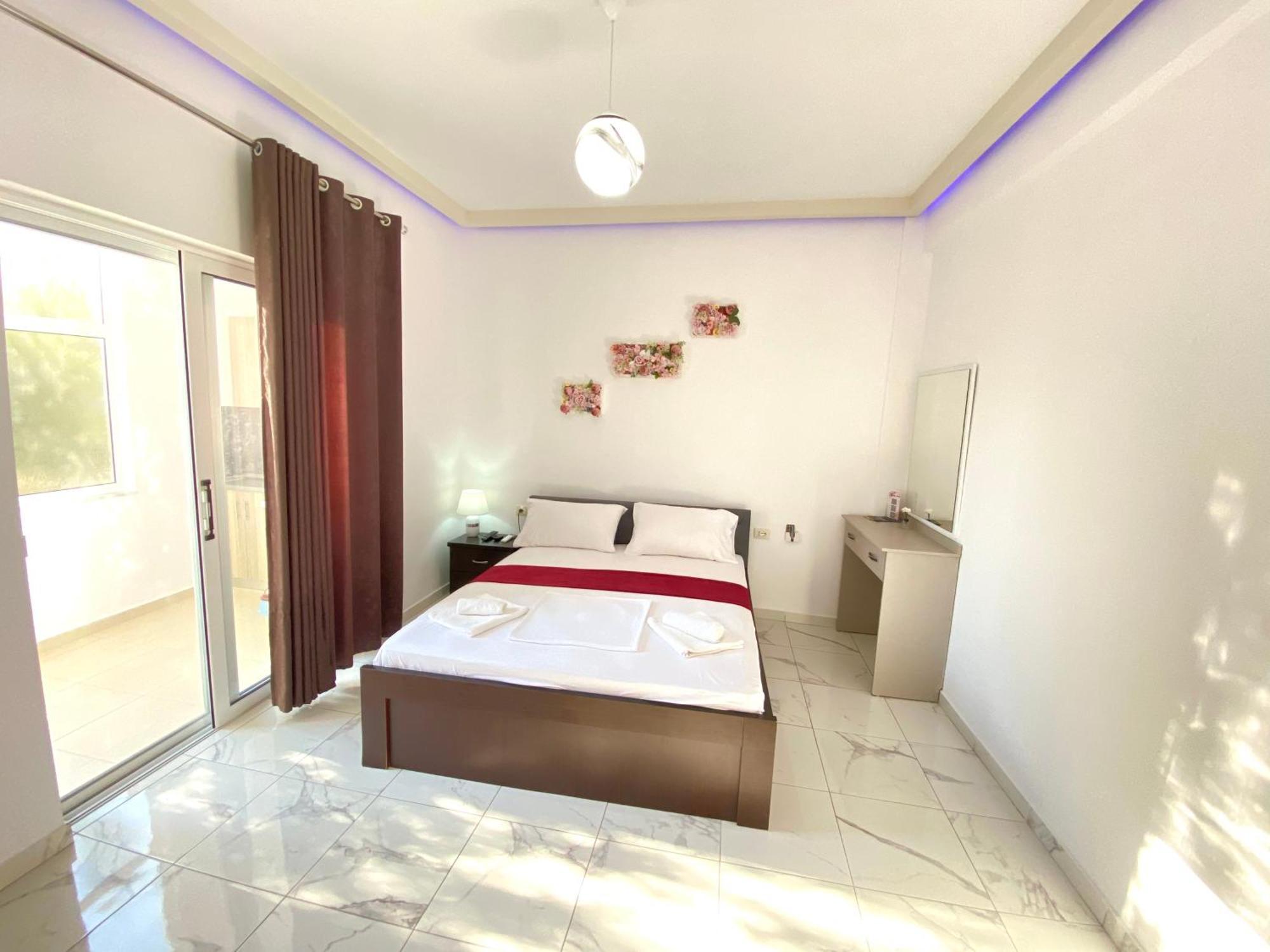 Apartmente Pamela Sarandë Exterior foto